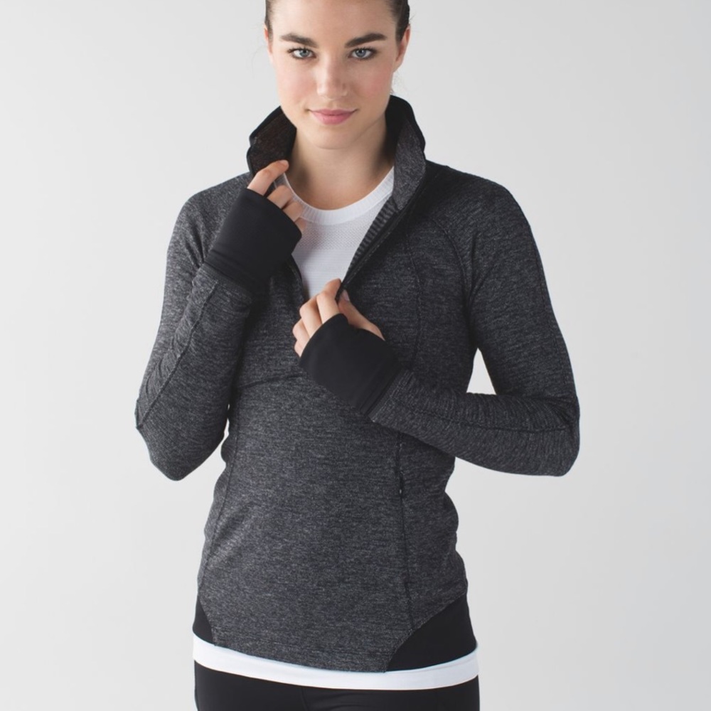 Lululemon Runderful 1/2 zip sweater